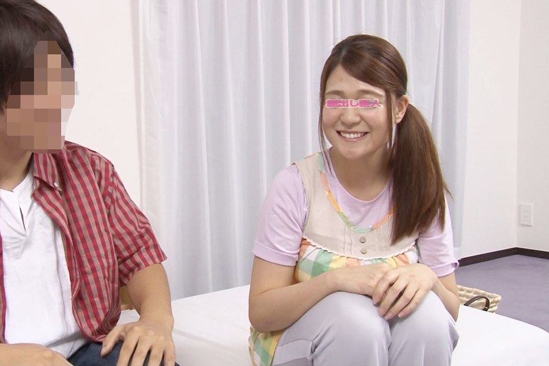 子供が大好き!どんなときでも笑顔あふれる素人の巨乳お姉さん限定!童貞クンの夢である授乳手コキをお願いしたら心優しい新人の幼稚園の先生&保母さんは大きなおっぱいと母性愛を刺激され筆おろしSEXしてくれるのか!? ひかり